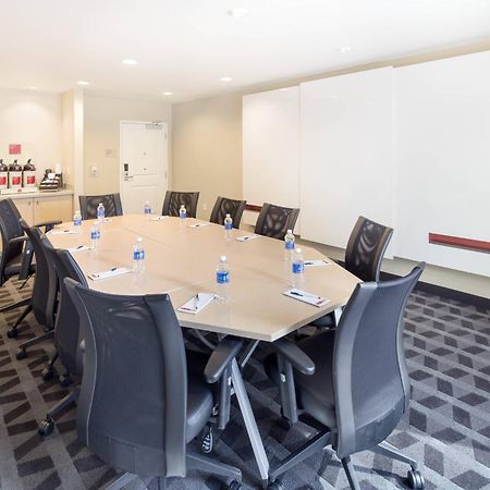 Towneplace By Marriott Suites Portland Vancouver Evergreen Extérieur photo