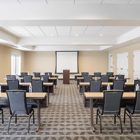 Towneplace By Marriott Suites Portland Vancouver Evergreen Extérieur photo