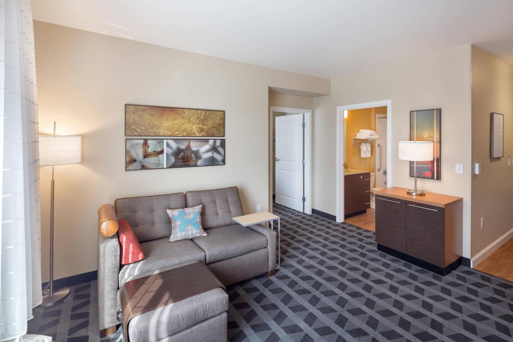 Towneplace By Marriott Suites Portland Vancouver Evergreen Extérieur photo