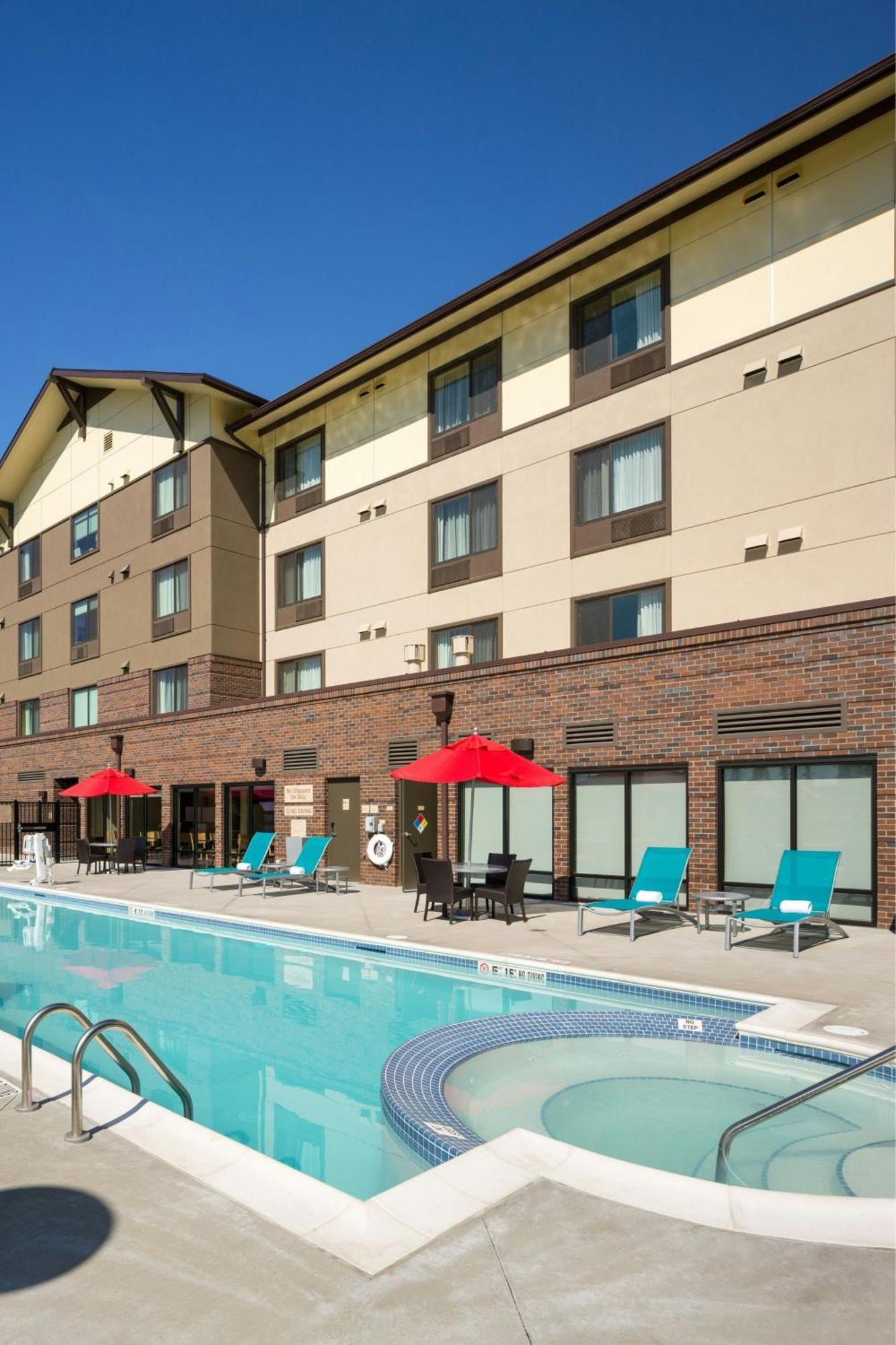 Towneplace By Marriott Suites Portland Vancouver Evergreen Extérieur photo