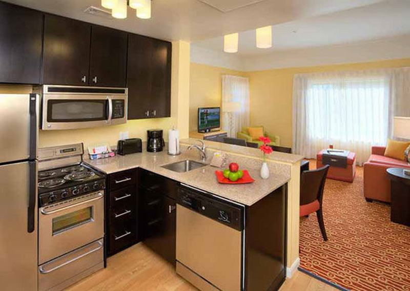 Towneplace By Marriott Suites Portland Vancouver Evergreen Extérieur photo